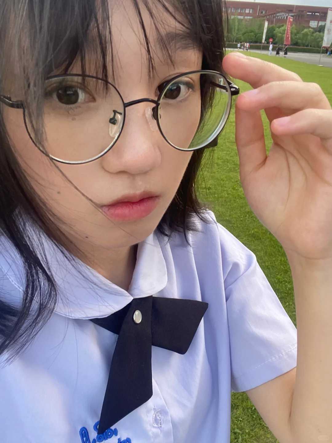 泰式校服拍照姿势