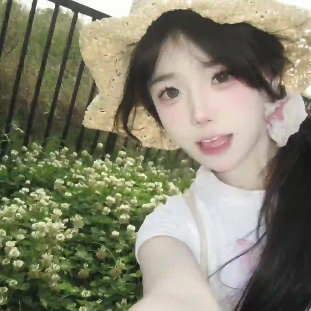 纯欲性感甜妹风女生头像