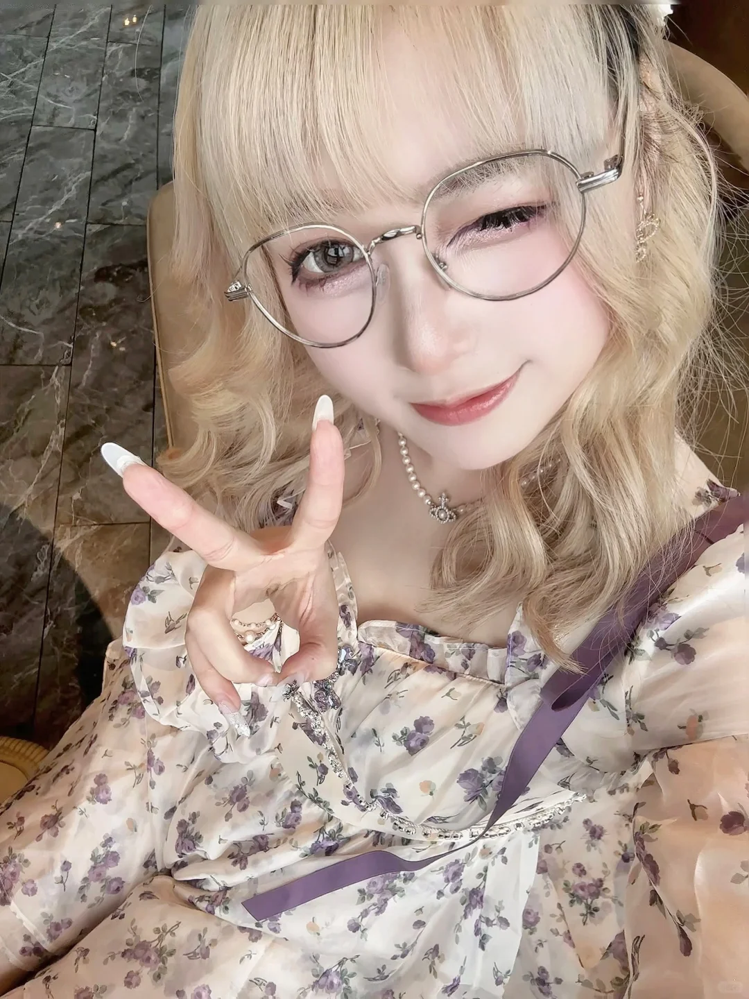 🍇🥂🥳卷卷头