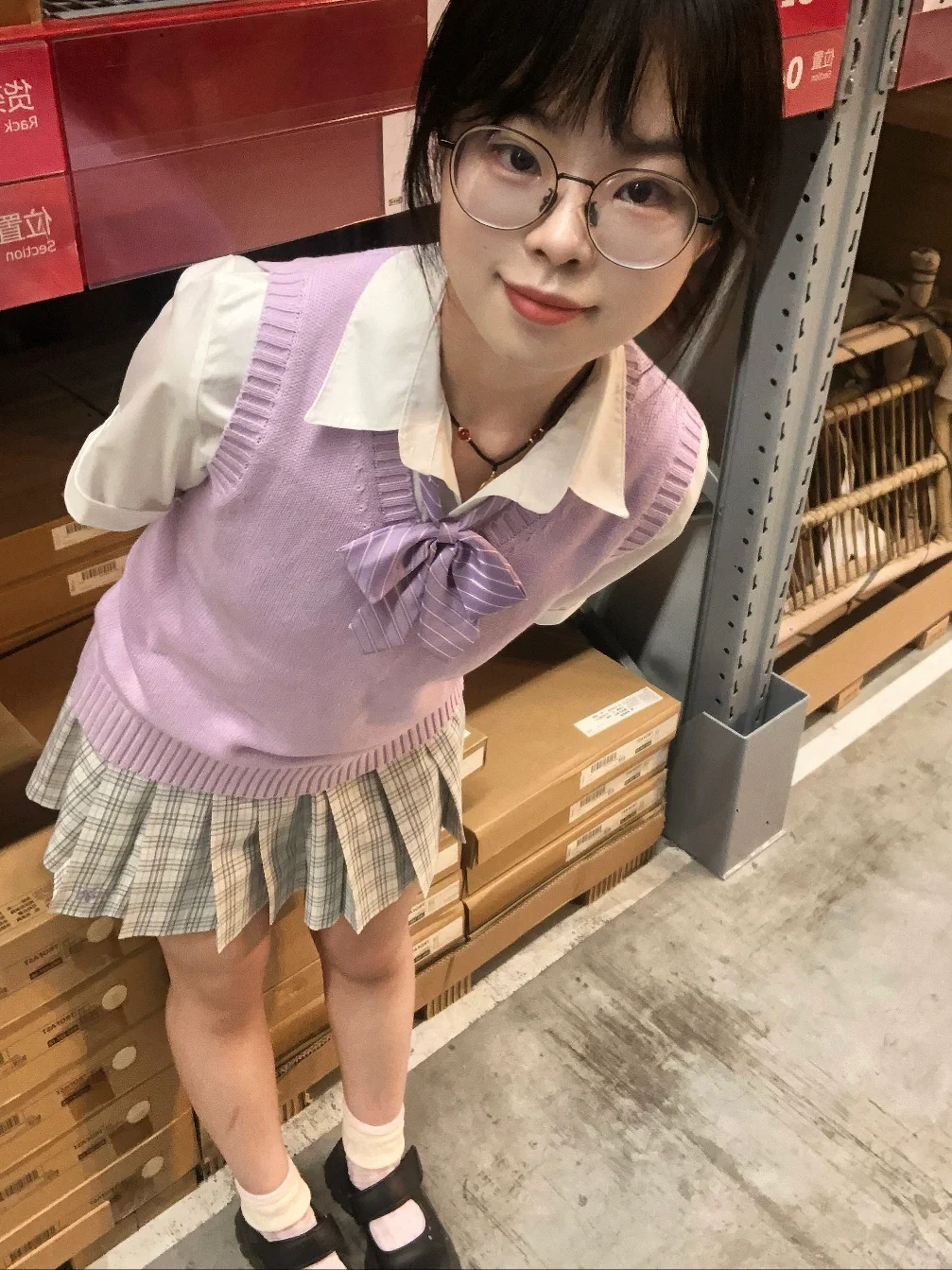 没想到穿了jk制服之后朋友开始对我阿谀奉承