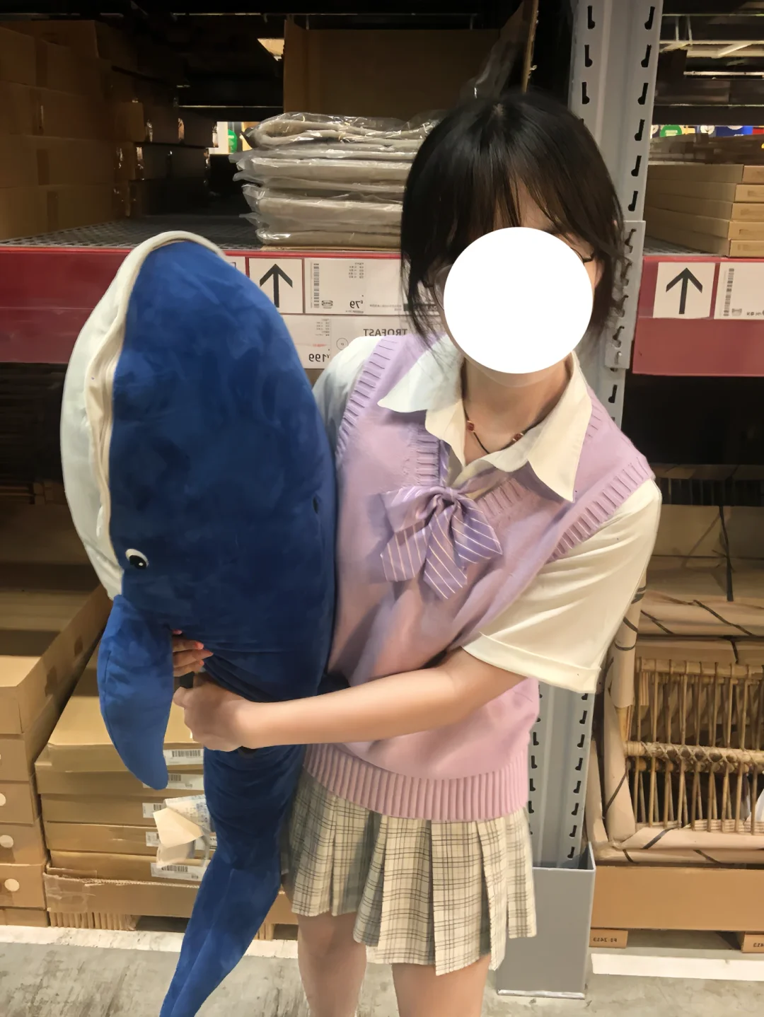 没想到穿了jk制服之后朋友开始对我阿谀奉承