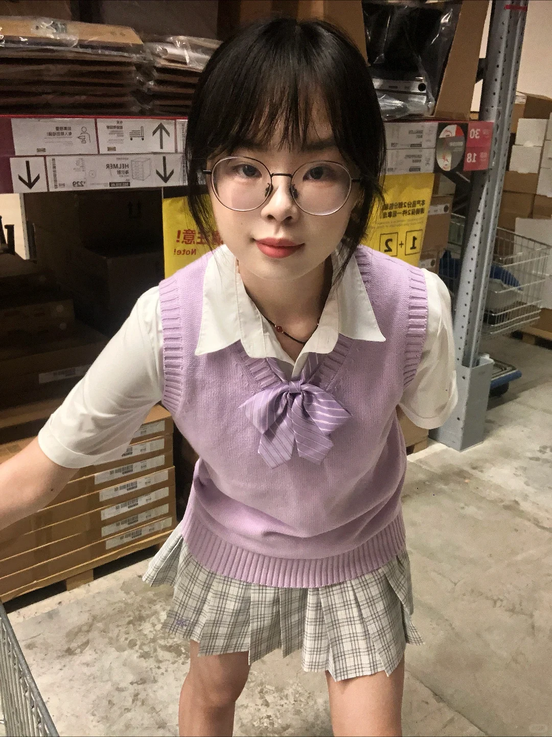 没想到穿了jk制服之后朋友开始对我阿谀奉承