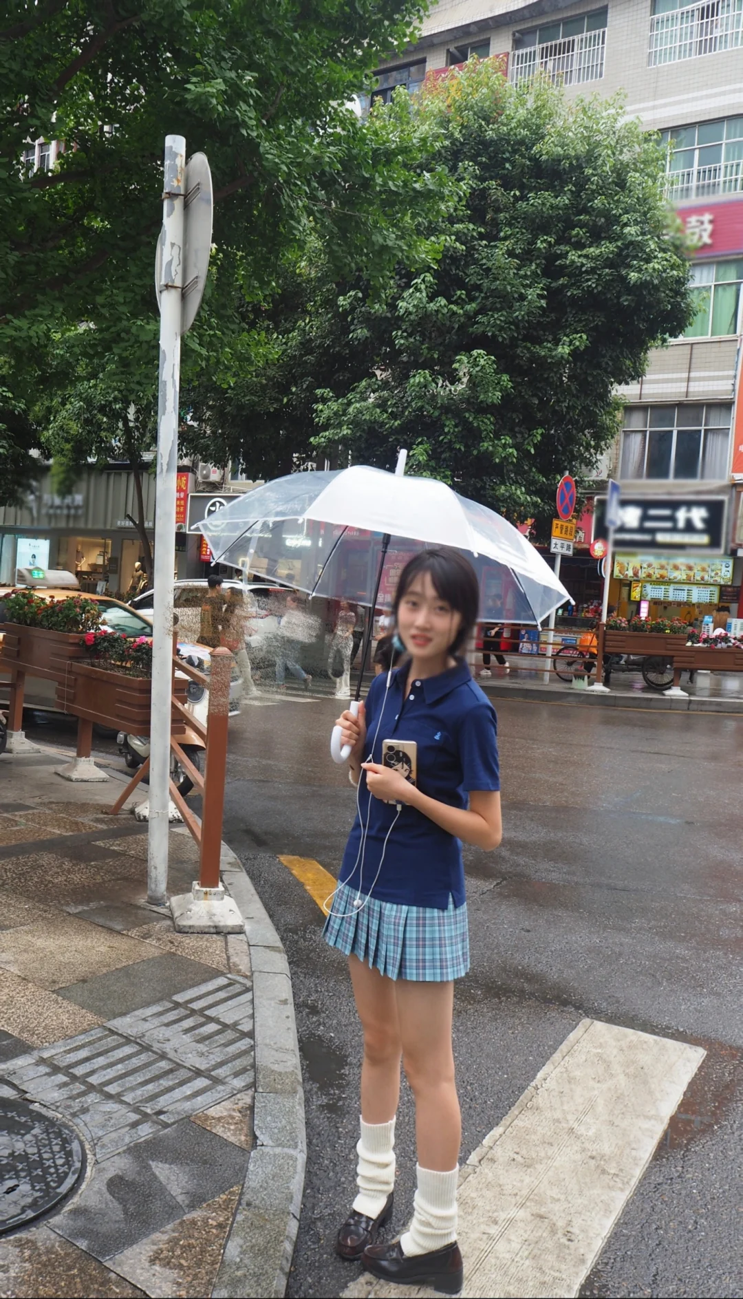小雨のち晴れ
