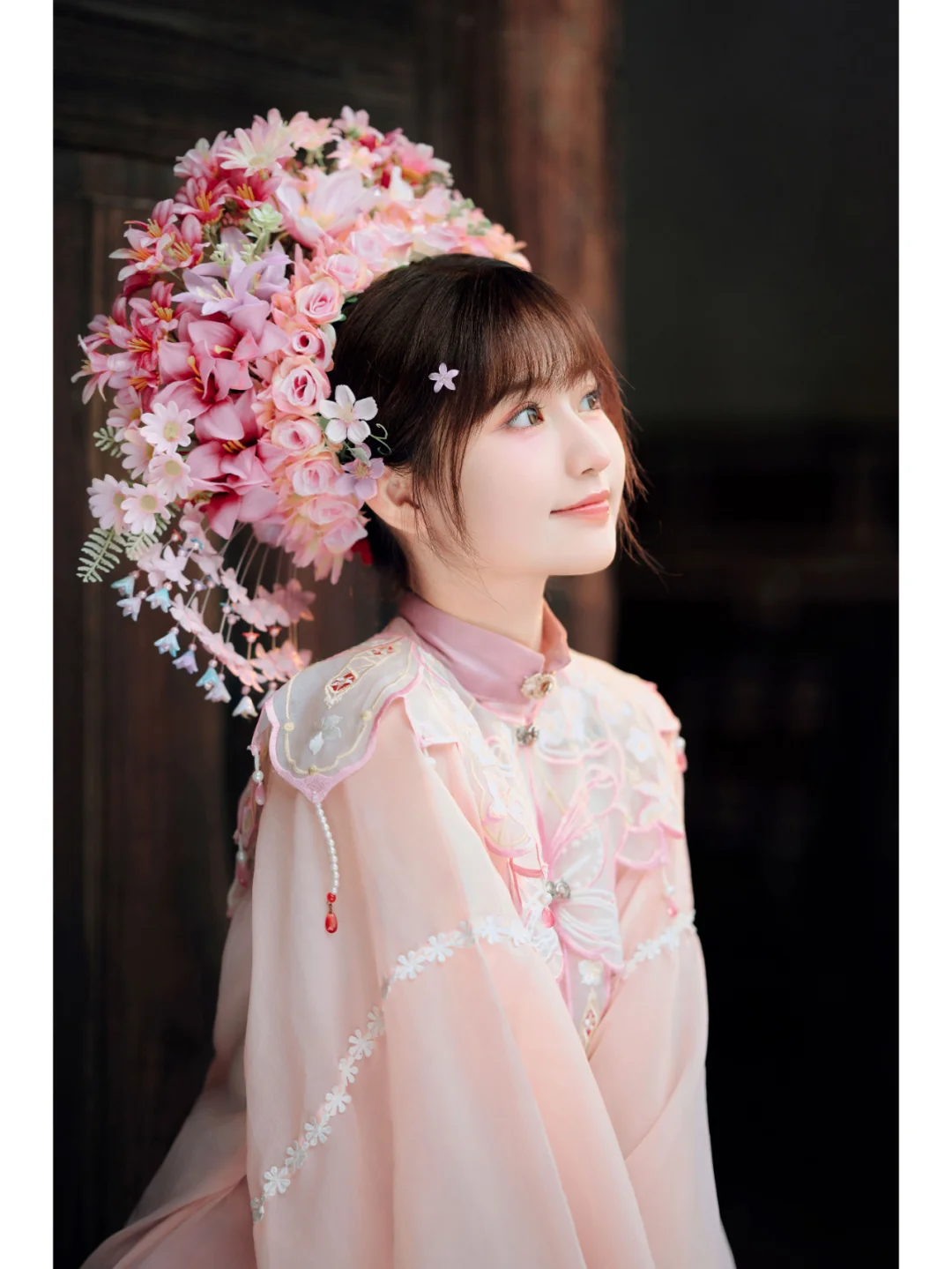 少女心爆棚💗粉色簪花妆造分享来啦！🌸