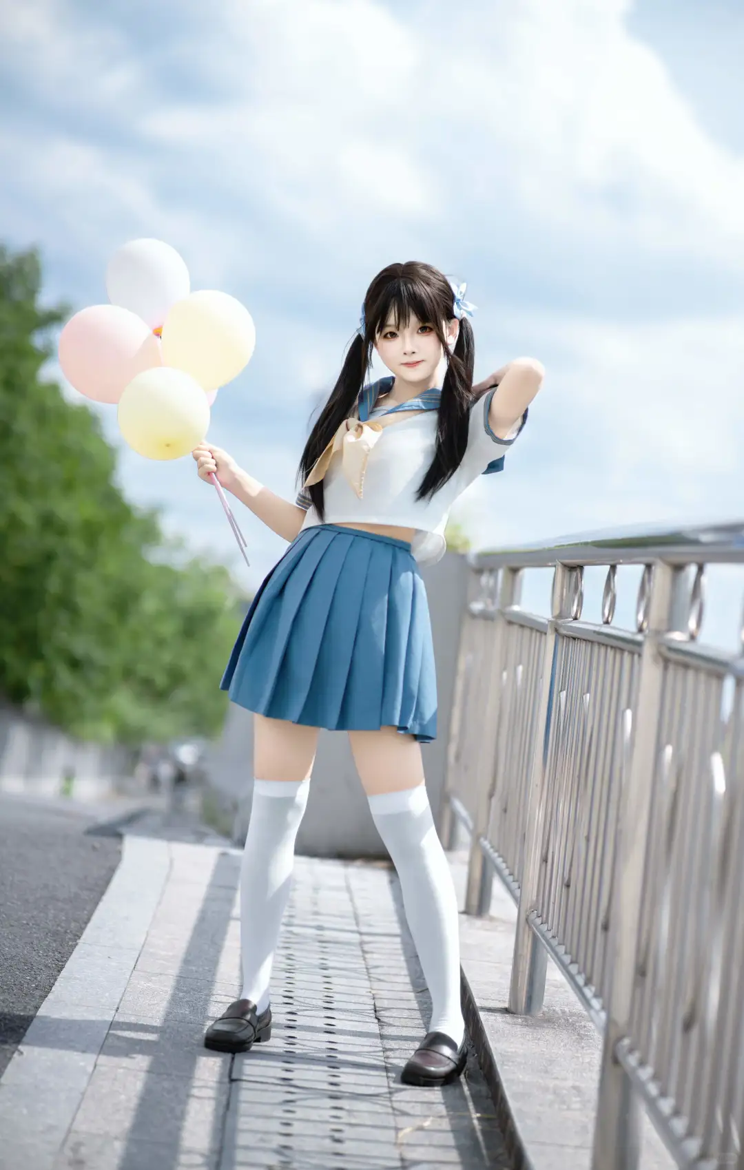 我喜欢拍充满生命力的少女照片