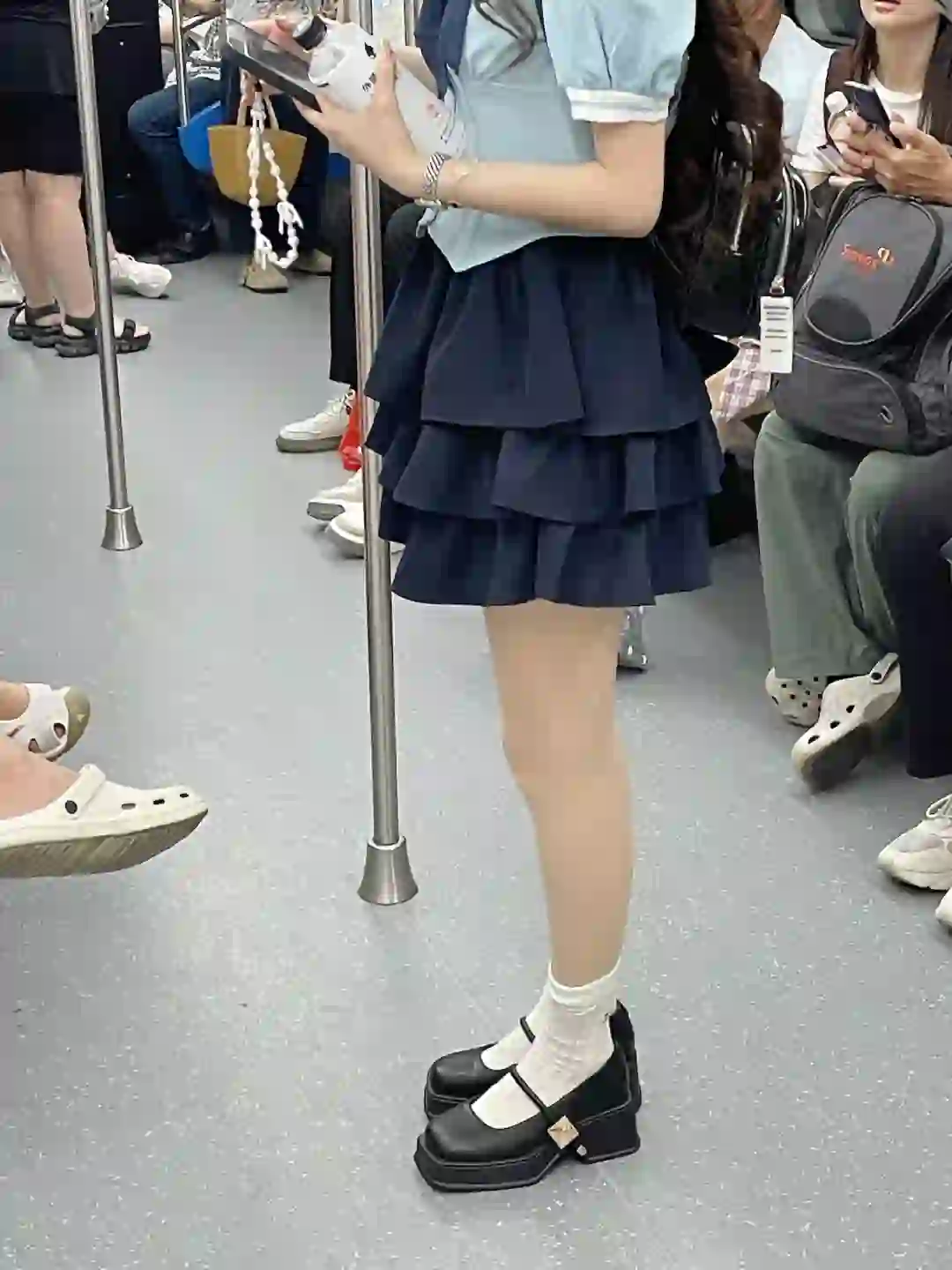 服了…地铁上看到的 怎么办啊啊啊🥹