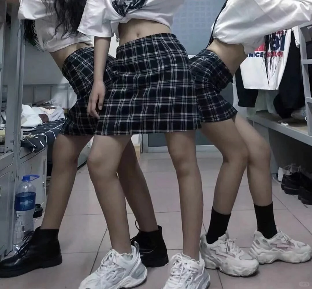 舍友三人组
