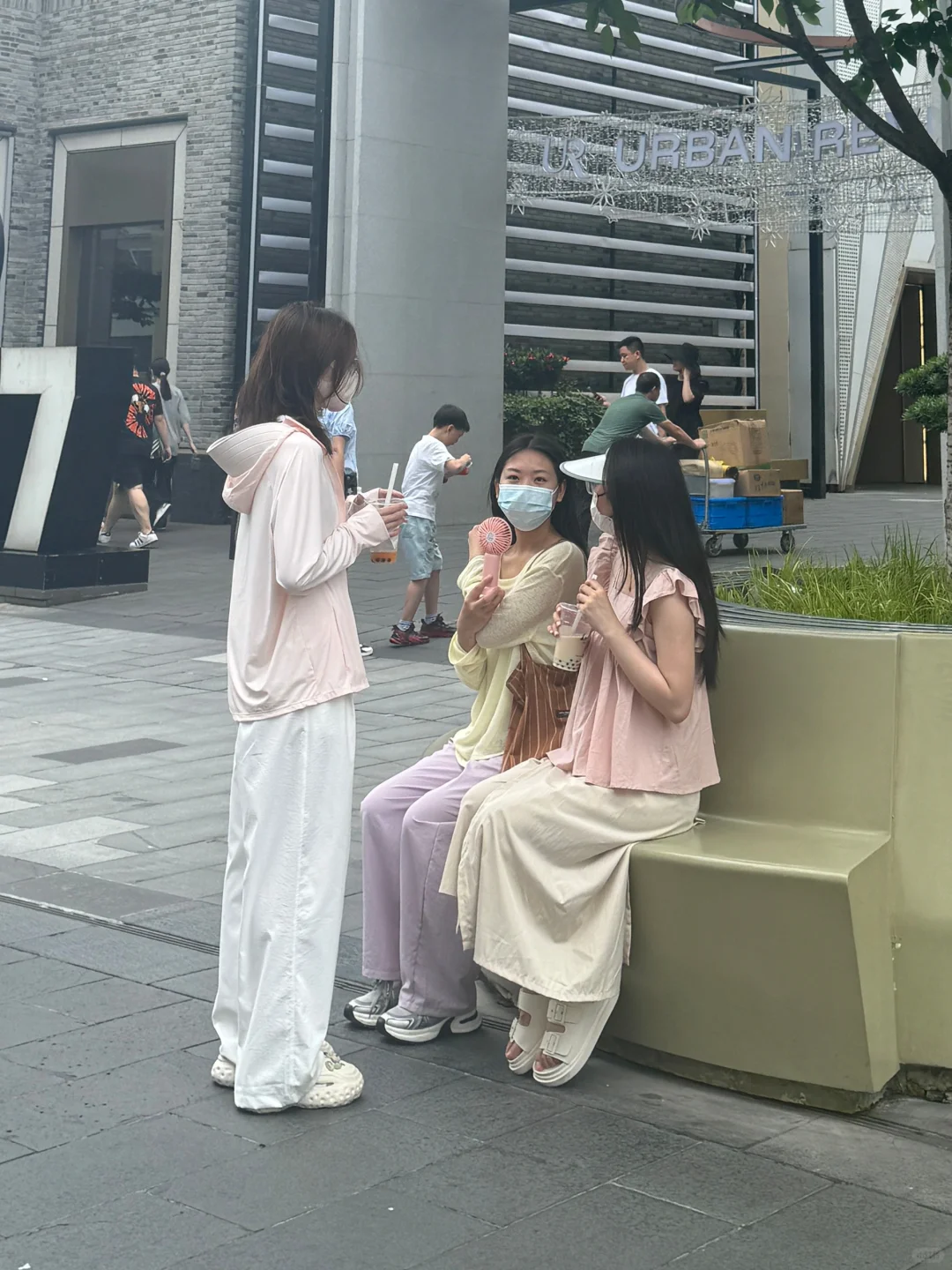 瞬间对甜妹穿搭失去兴趣了….