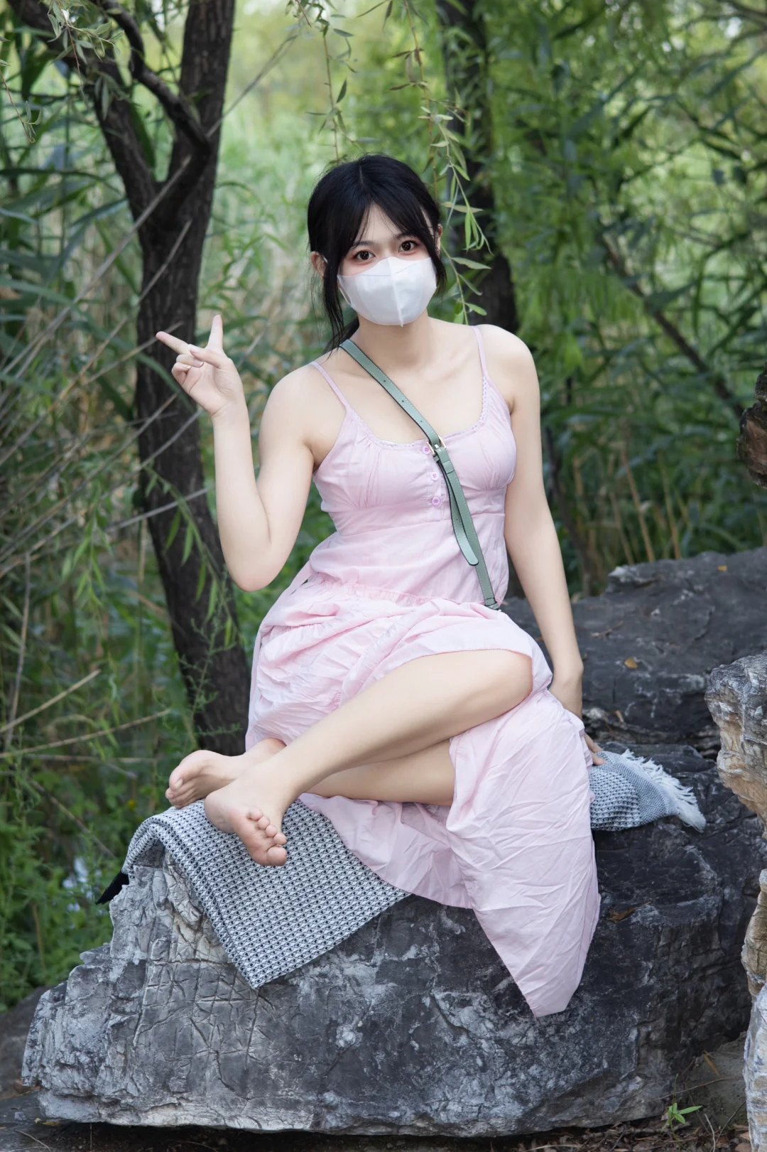 谈个甜妹你就老实了