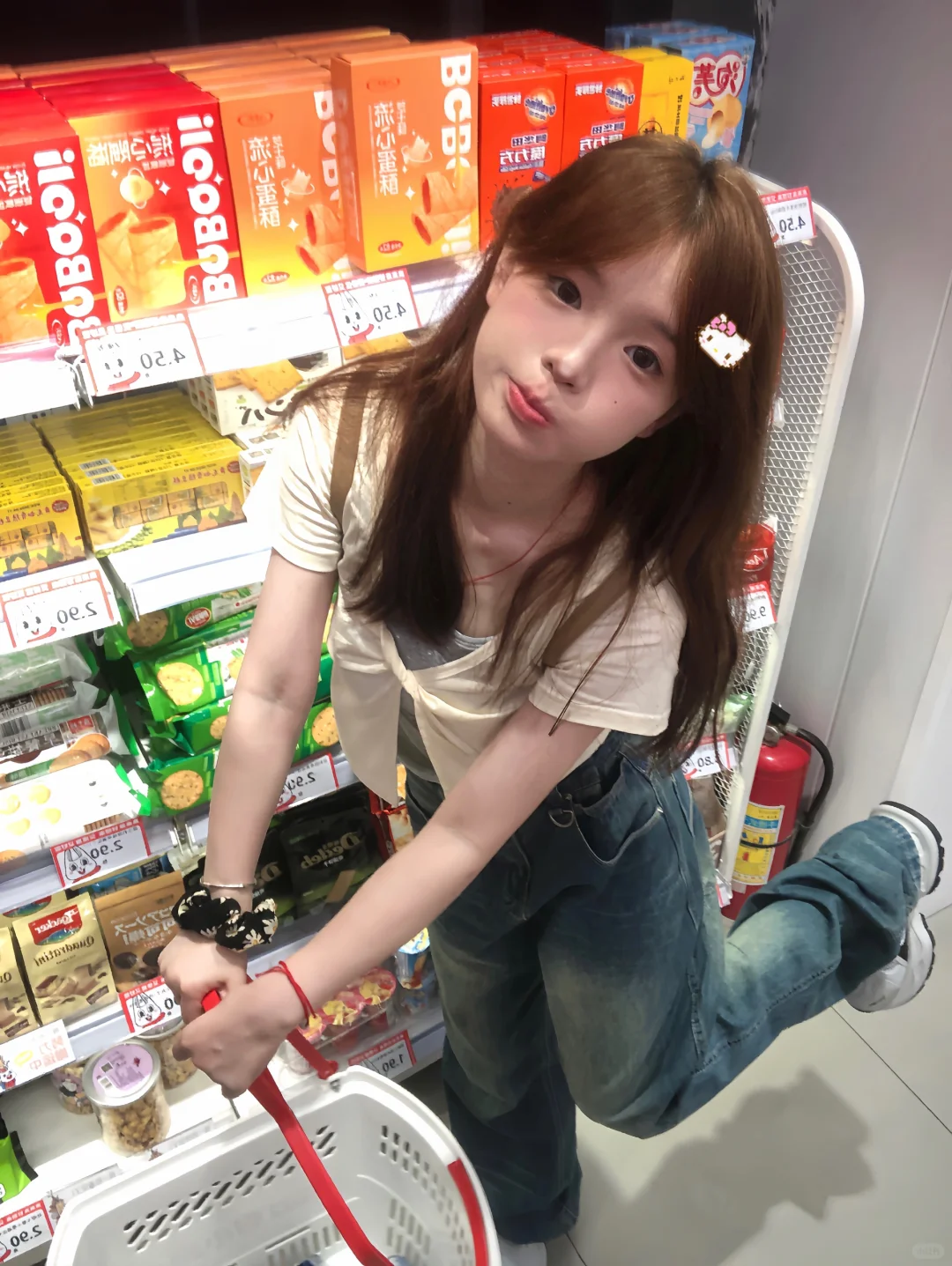 宝宝一起去逛超市嘛