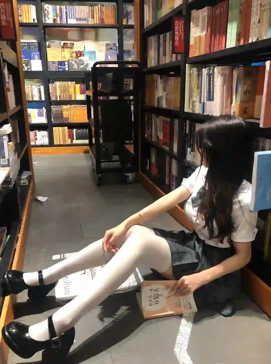 你说穿jk就能跟你约会 是真的吗