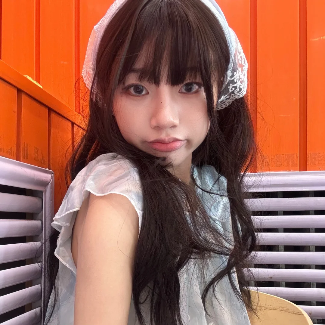 今天当甜妹❛‿˂̵✧ 拍了一下午 p了一晚上