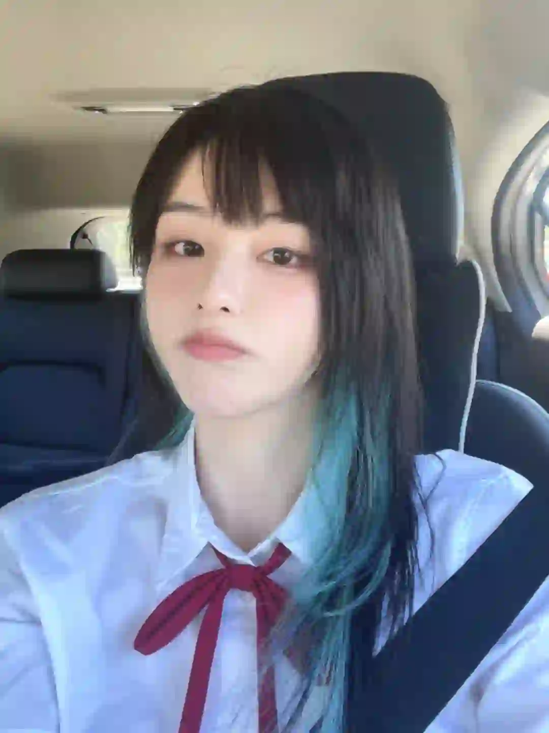 左滑变富江