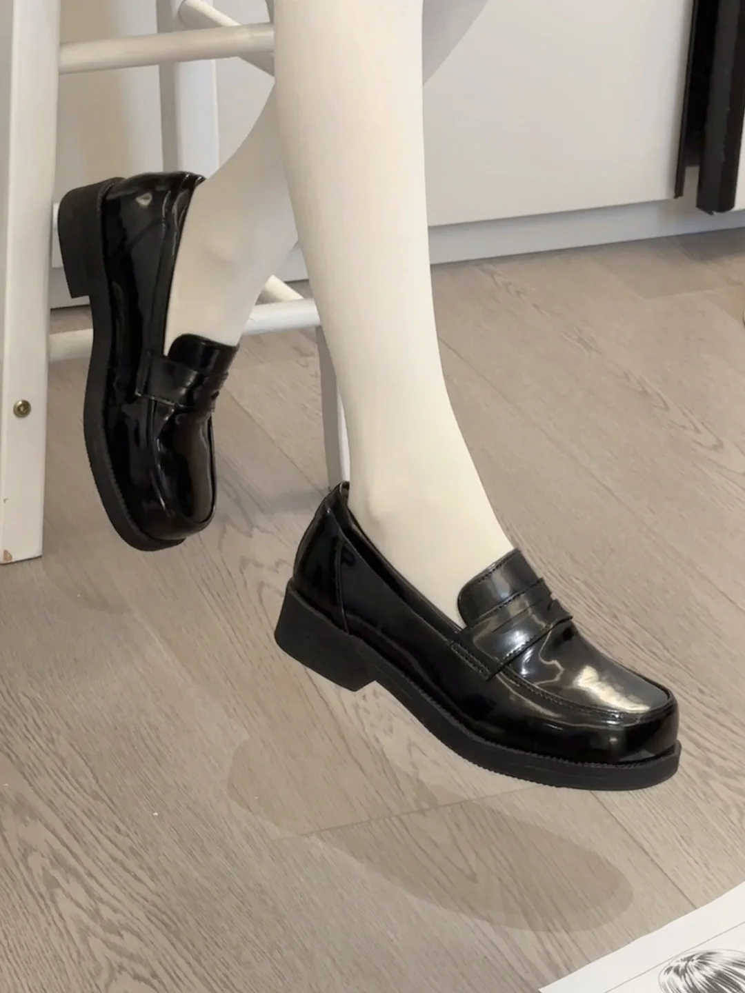 是两位数的制服鞋～