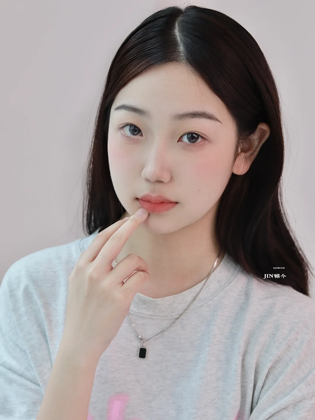 淡颜系甜妹眉毛要突出眉眼