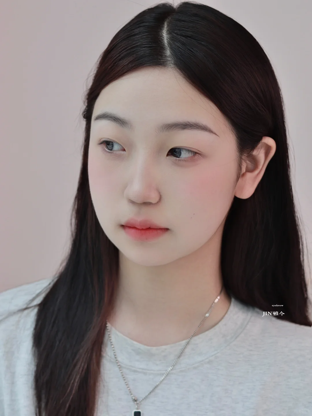 淡颜系甜妹眉毛要突出眉眼