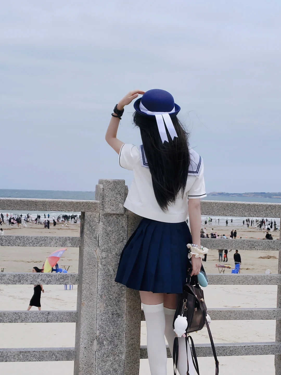 水手服和海边太配啦~