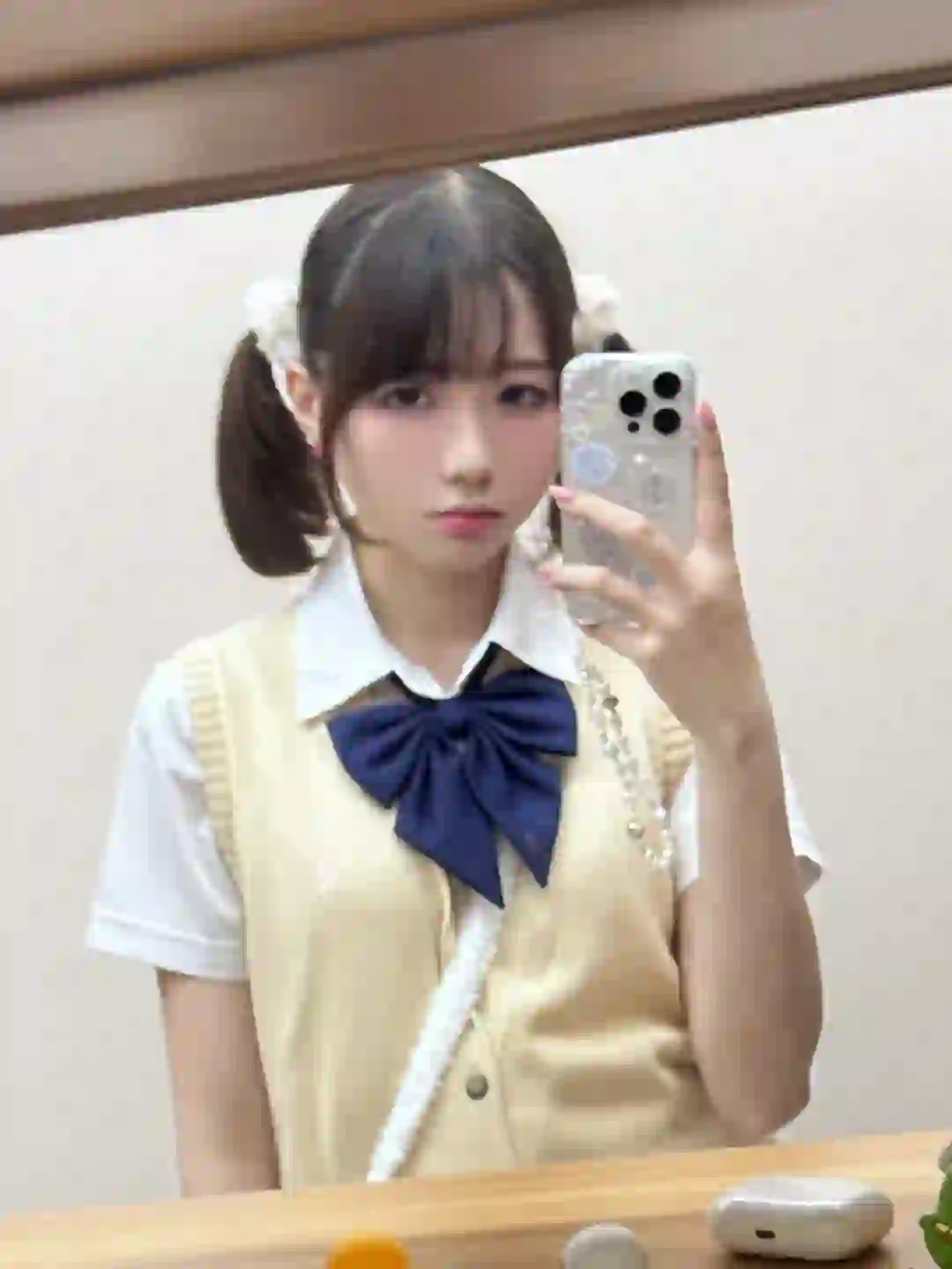像樱花妹吗，不像删了