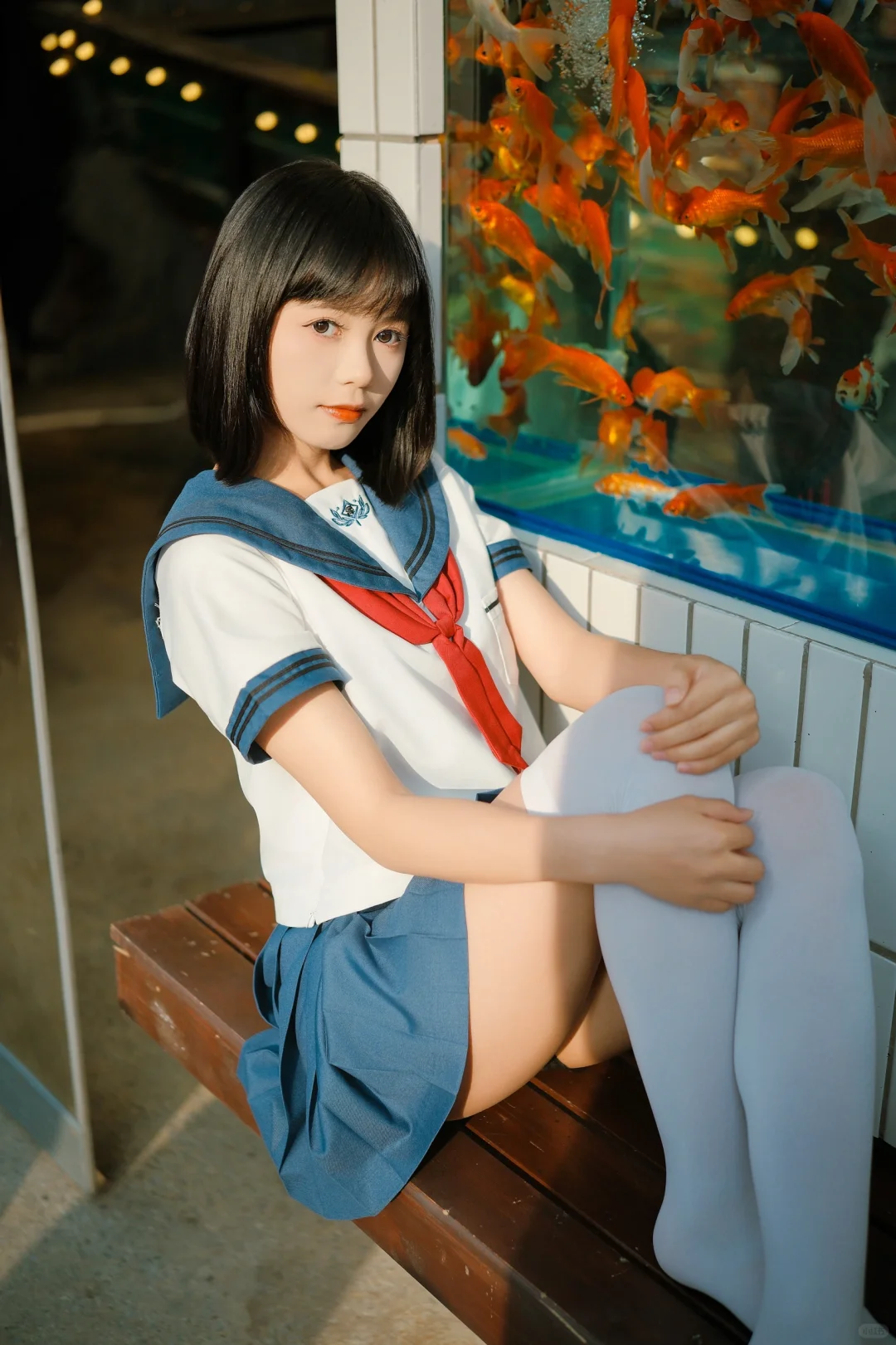 金鱼缸 × 短发JK