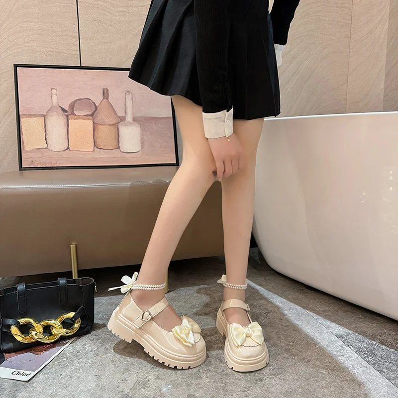2024夏季新款JK女鞋穿搭指南
