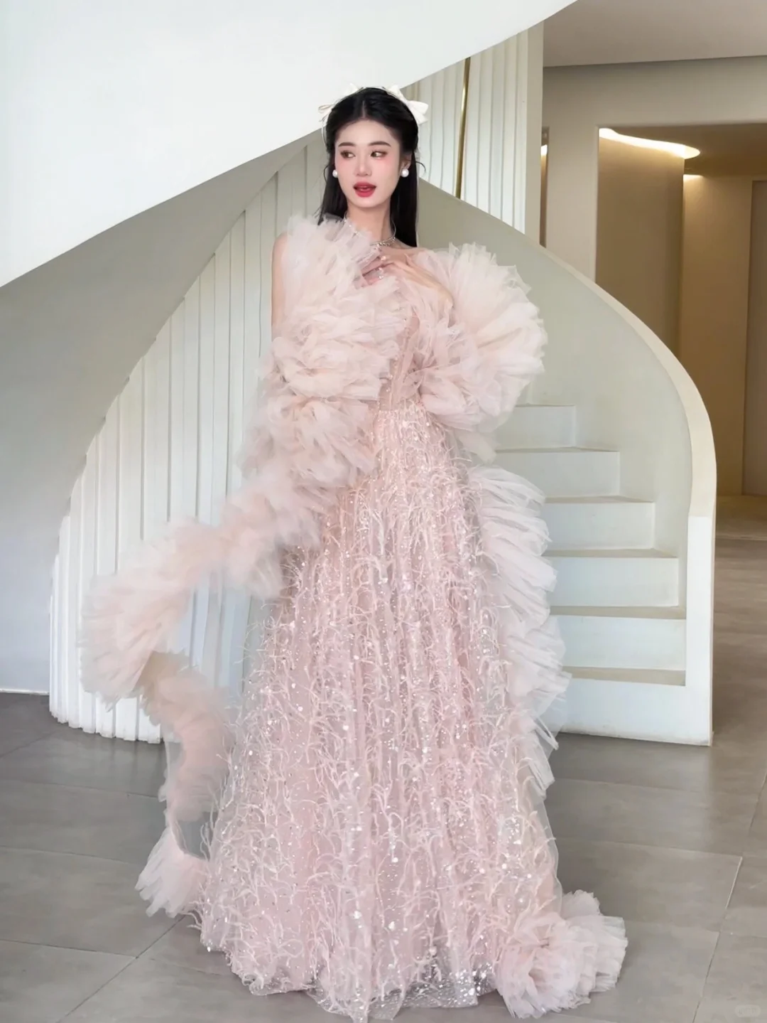 厦门婚纱 甜妹都爱的粉色梦幻羽毛裙👏