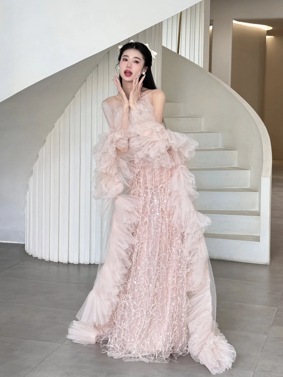 厦门婚纱 甜妹都爱的粉色梦幻羽毛裙👏
