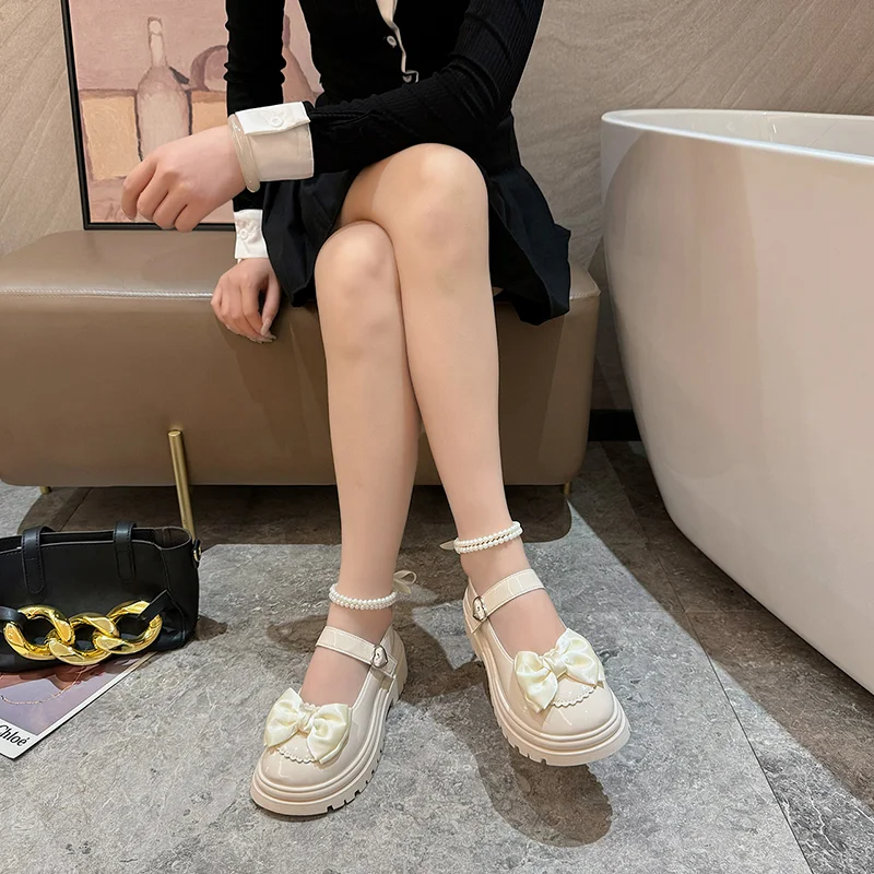 2024夏季新款JK女鞋穿搭指南