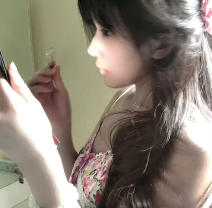 头像感自拍我拿捏了