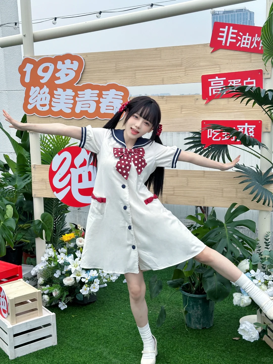 光落在你脸上，可爱一如往常~