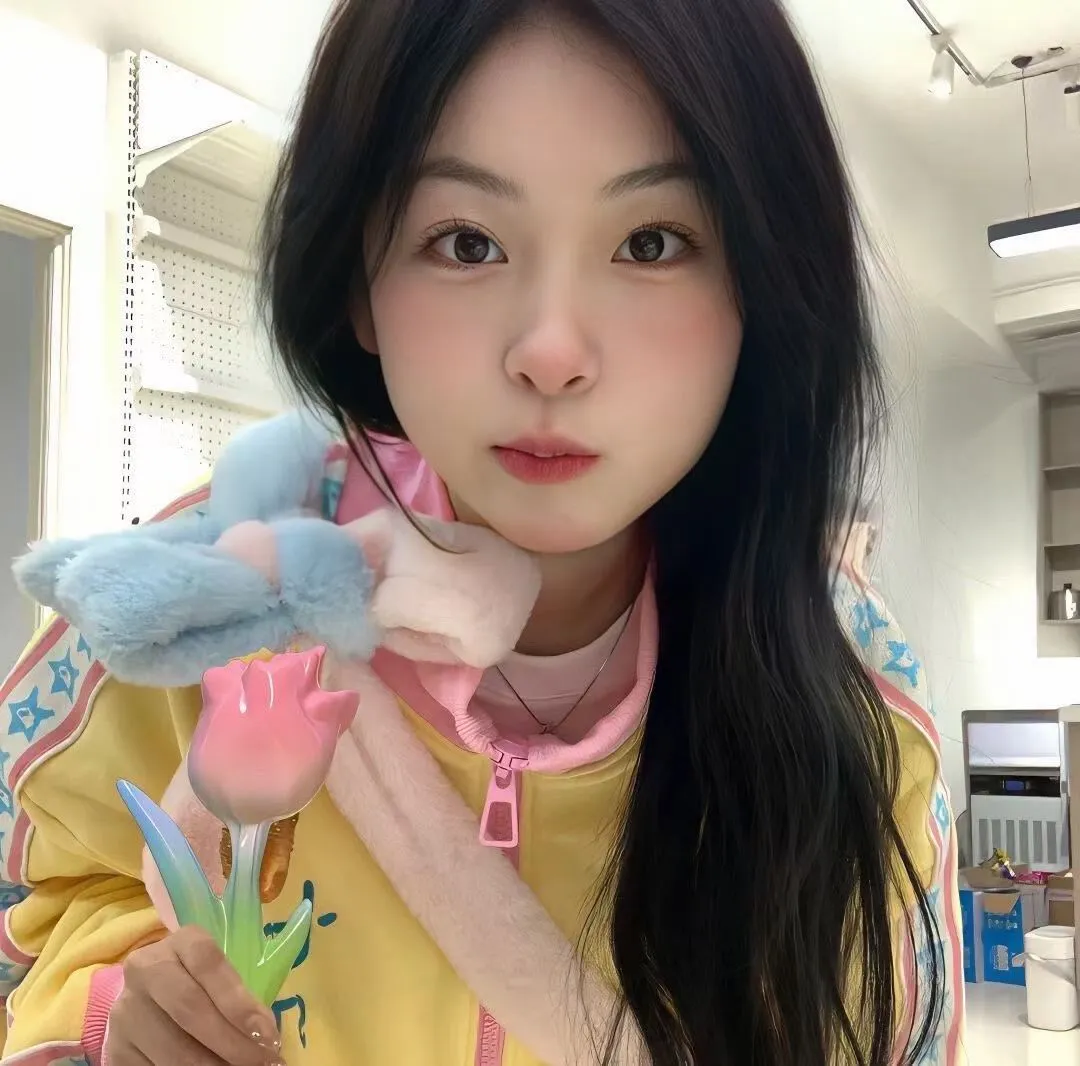 WeChat|甜妹头像 你小汁 想我没՞˶･֊･