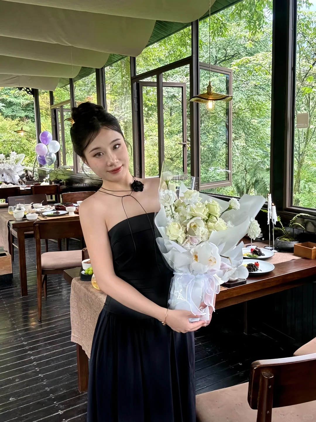 在成都的山野生日餐厅🍽️🌿