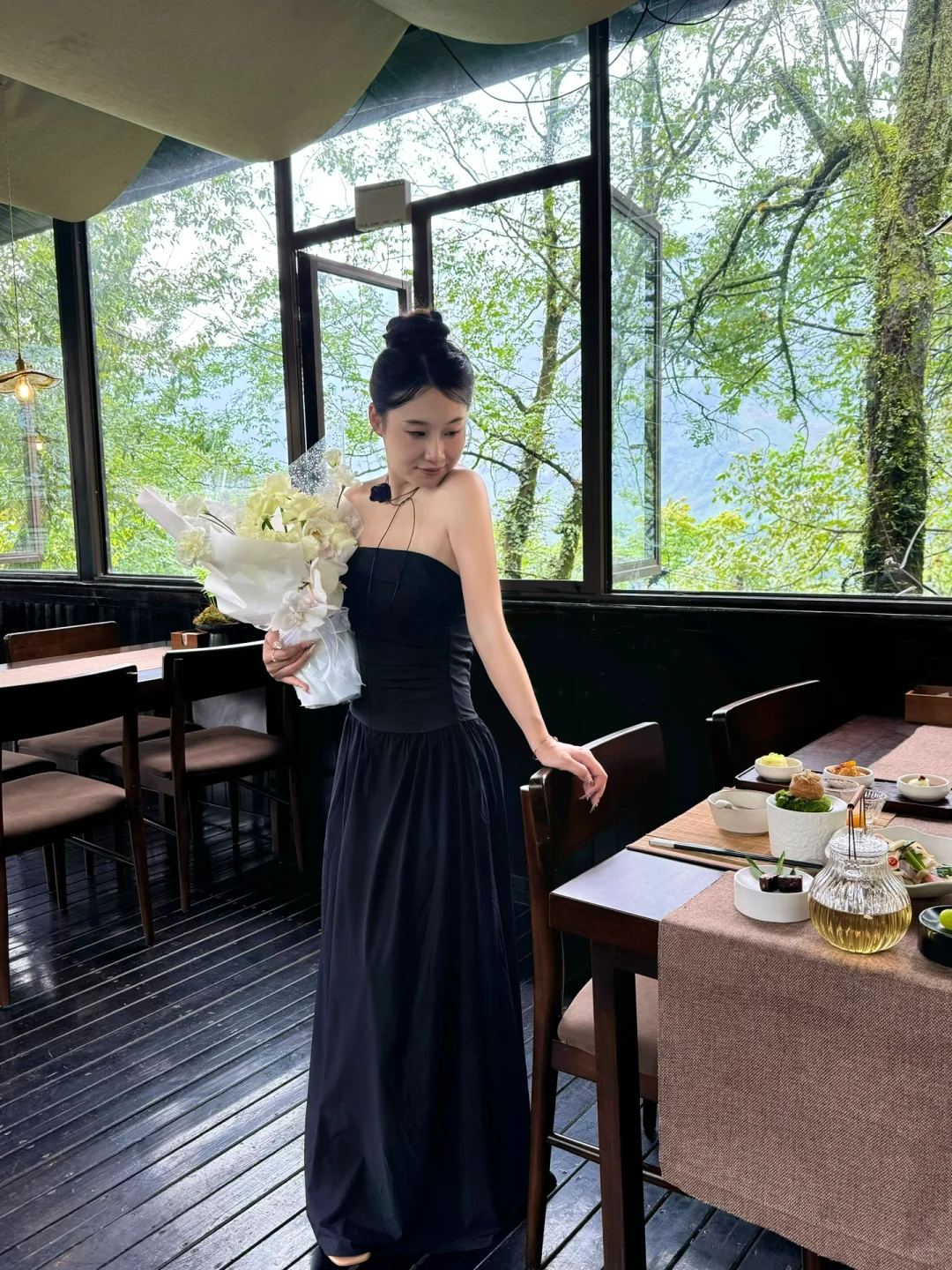 在成都的山野生日餐厅🍽️🌿