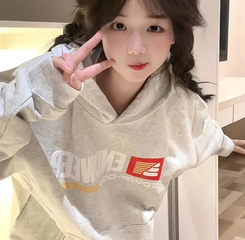 𝗪𝗲𝗖𝗵𝗮𝘁甜妹女头