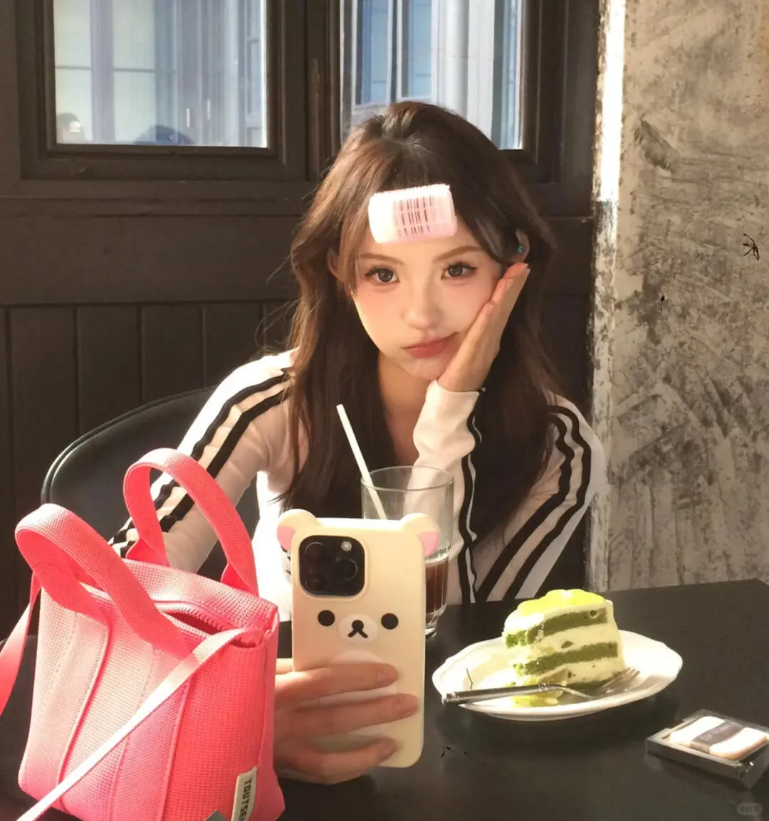 𝙒𝙚𝘾𝙝𝙖𝙩｜女生头像