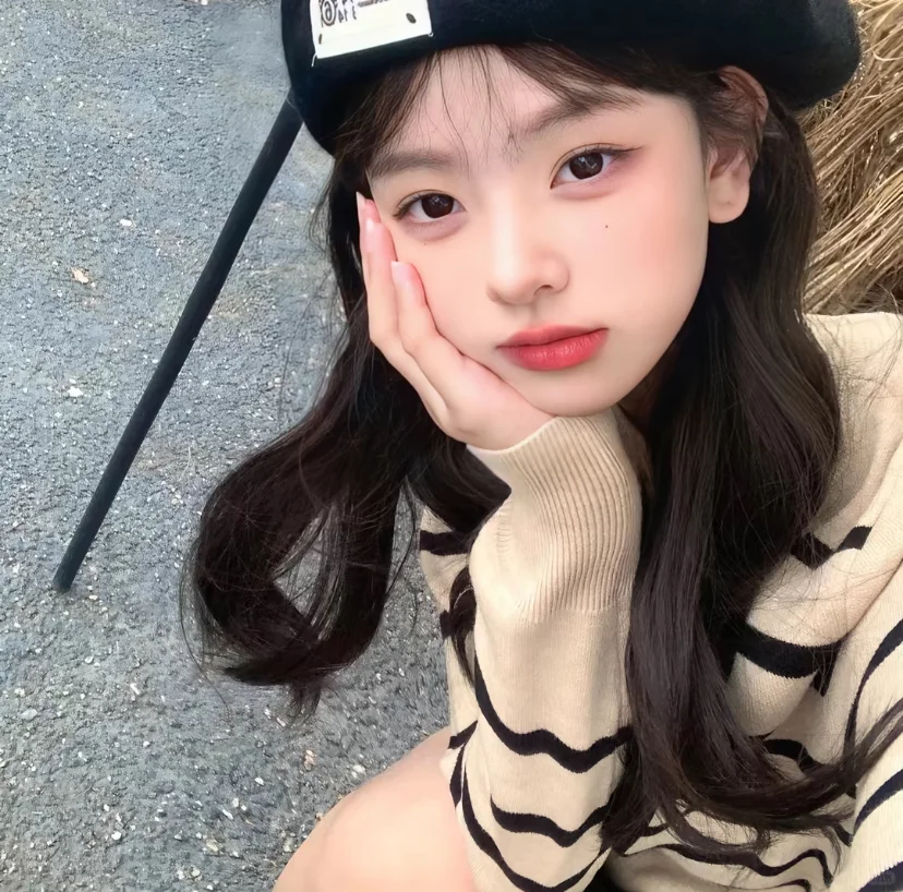 𝗪𝗲𝗖𝗵𝗮𝘁甜妹女头