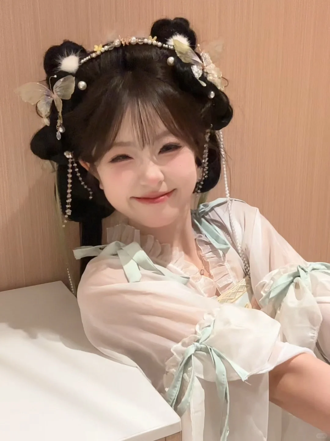他们说像慕瑶和妙妙生的