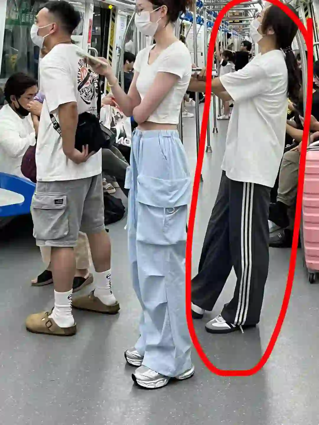 瞬间对廉价穿搭下头了。。。