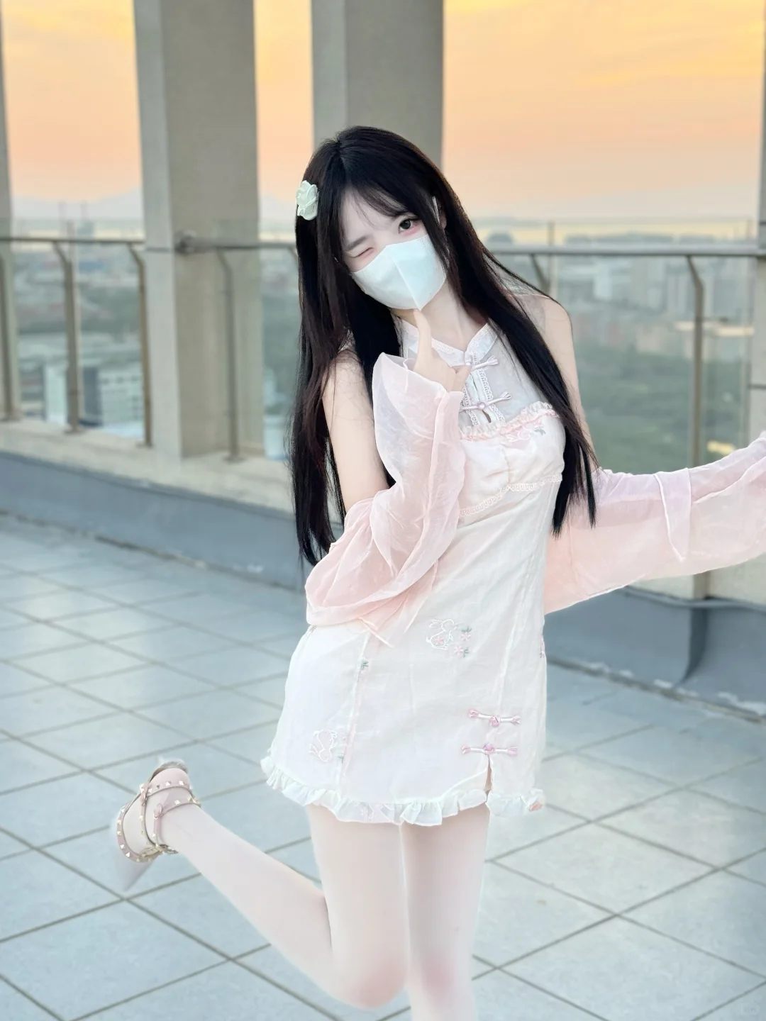 心不会动摇，动摇的是情
