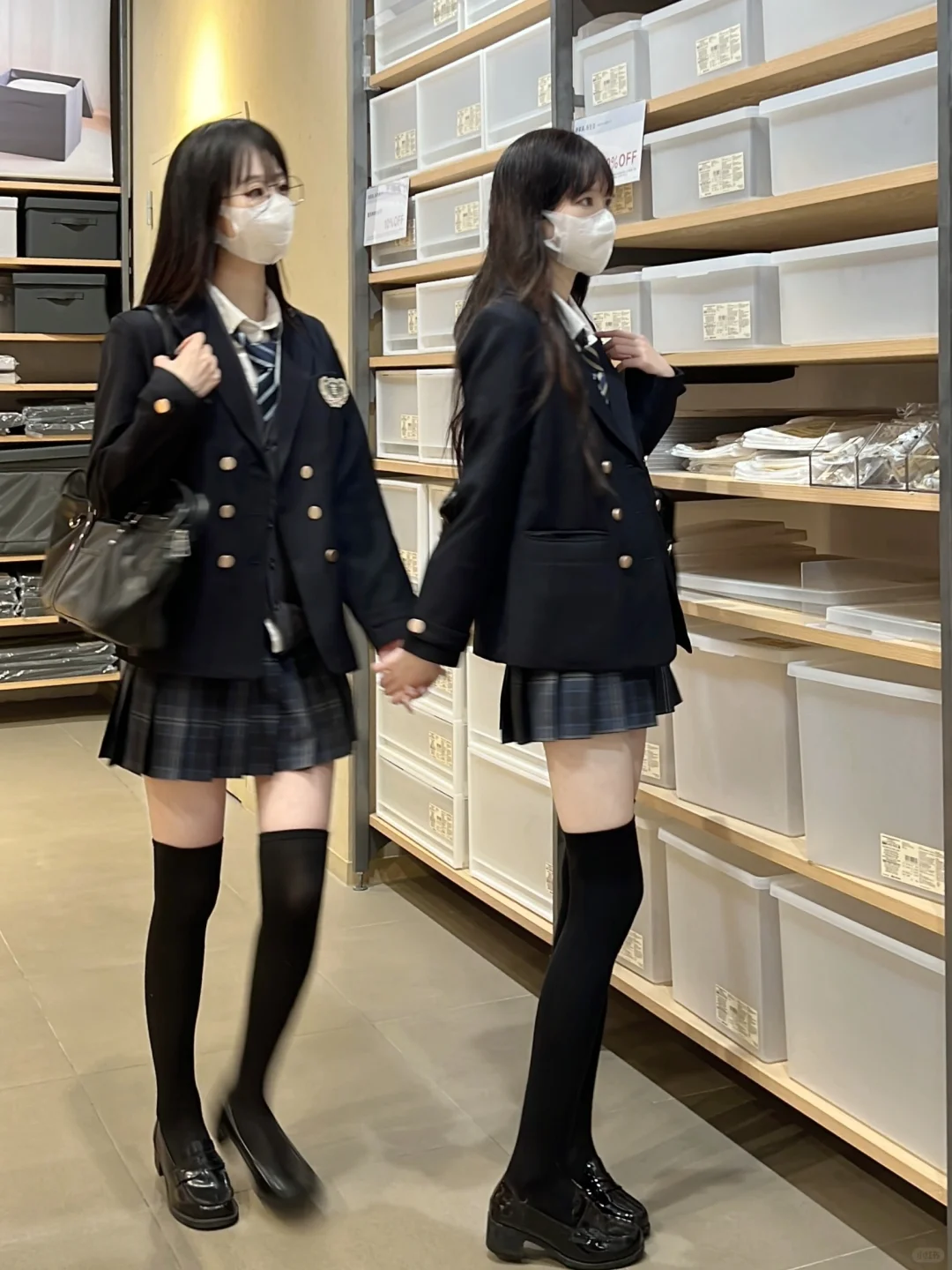 人总是在不同阶段反复爱上jk