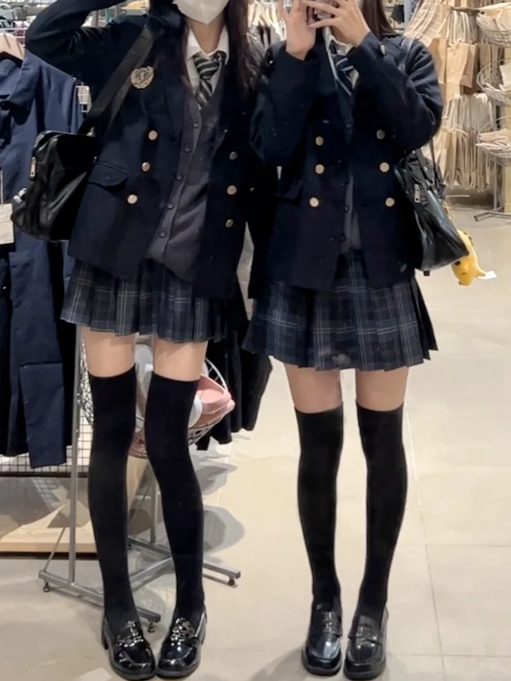 人总是在不同阶段反复爱上jk