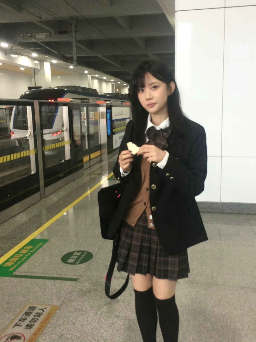哦嗨呦 学妹～