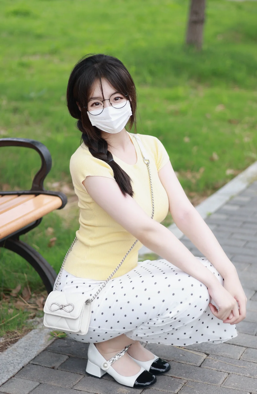 谈个甜妹你就老实了