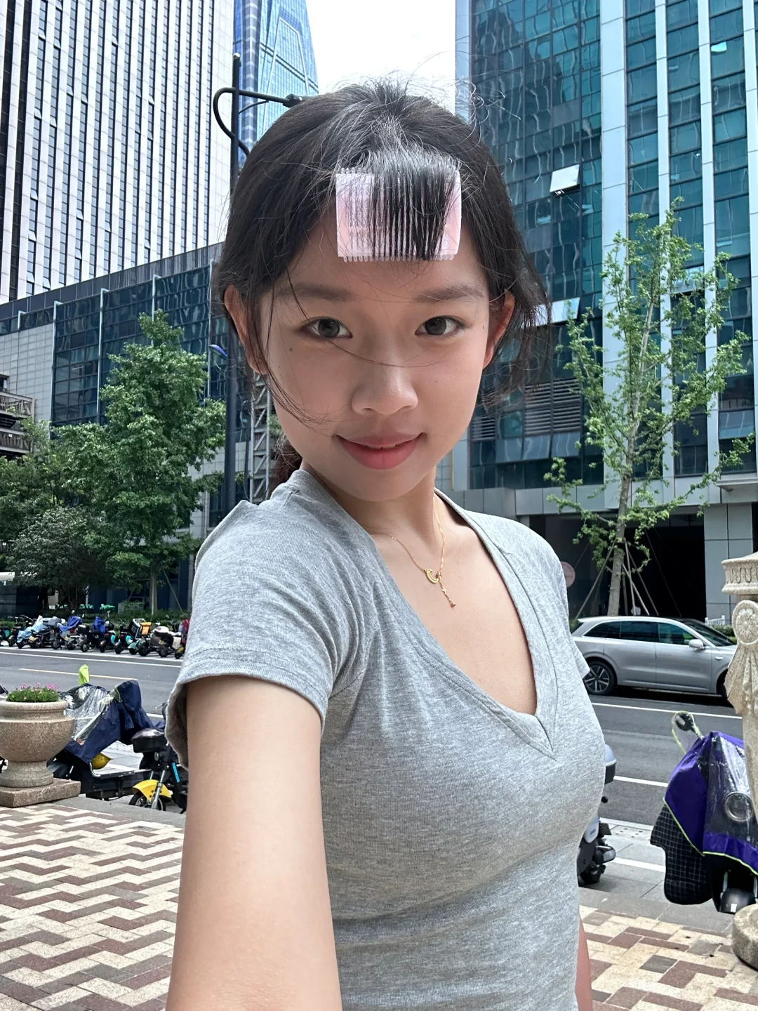 这样拍超显脸小哦