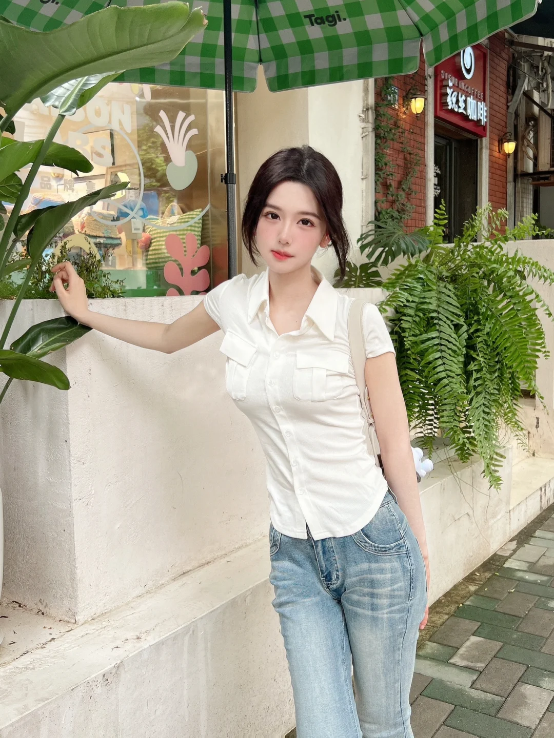 这样拍会显得比较可爱