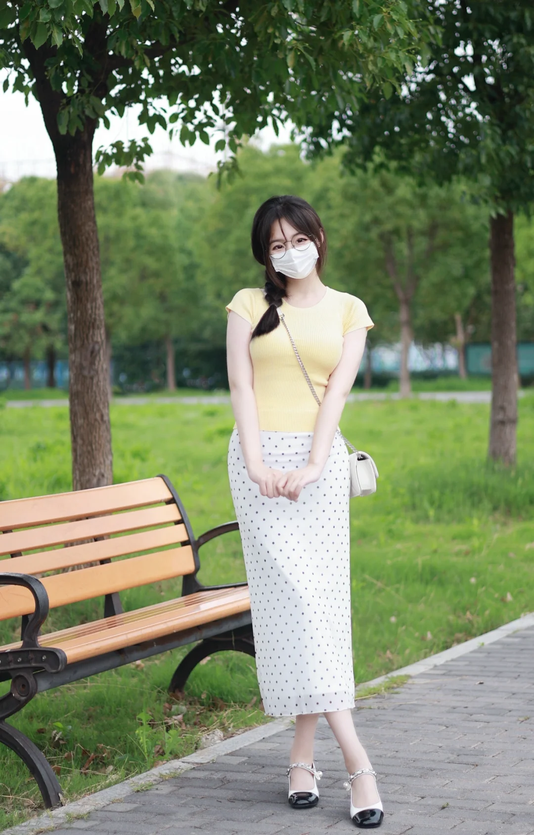 谈个甜妹你就老实了