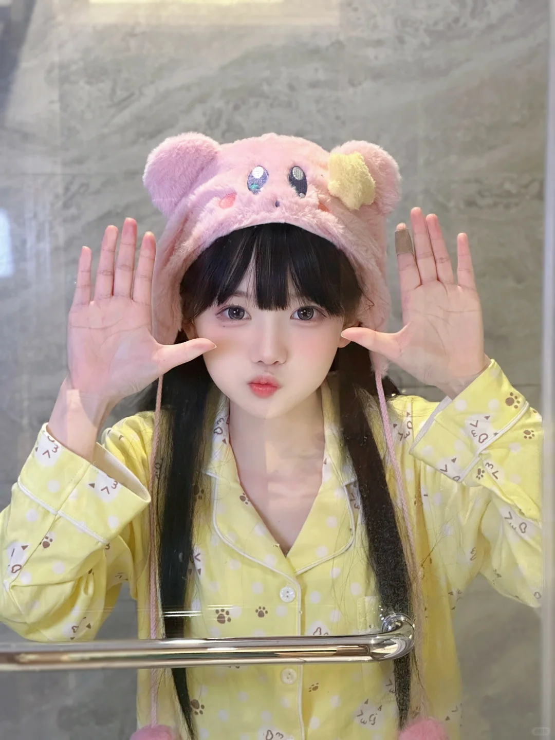 甜妹宅家自拍🤳🏻！(•̀ω•́)✧