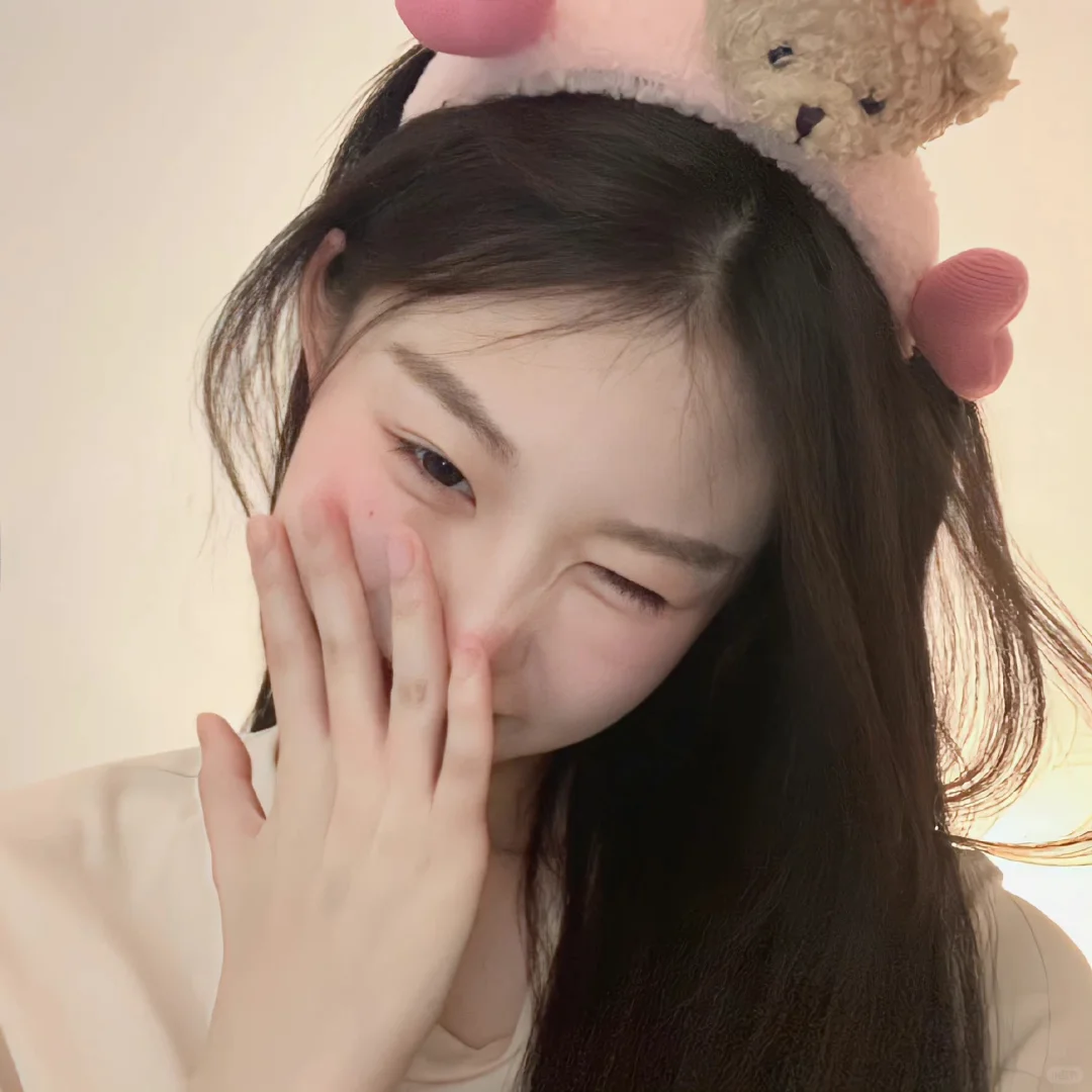 𝙒𝙚𝘾𝙝𝙖𝙩｜甜妹头像