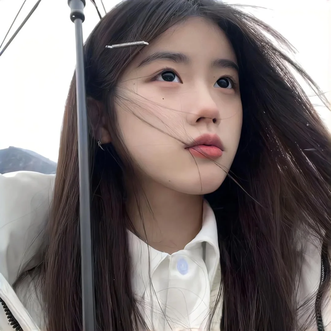 𝙒𝙚𝘾𝙝𝙖𝙩｜甜妹头像