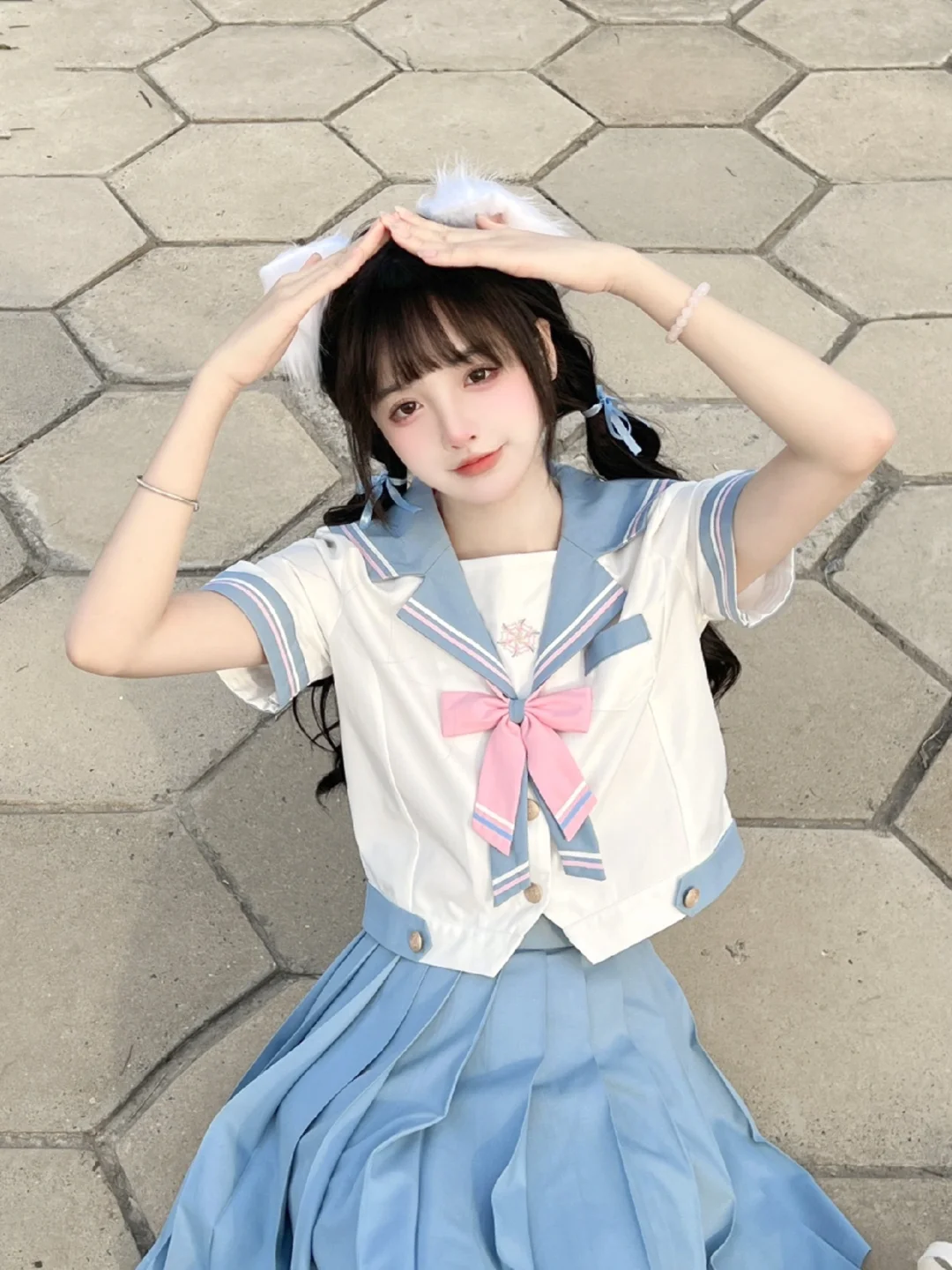 甜妹穿的jk