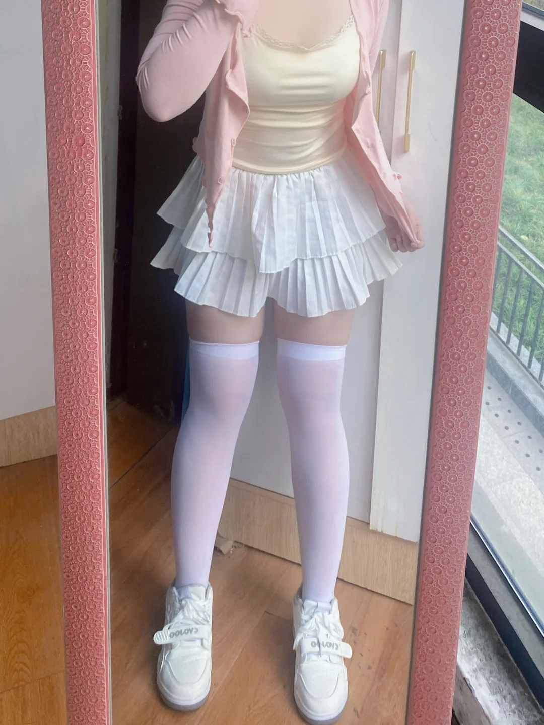 好甜的甜妹穿搭！白配粉💗